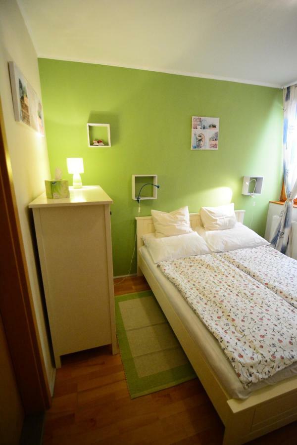 Downtown Garden Isle In Urban Style-Free Parking Apartment Budapesta Exterior foto